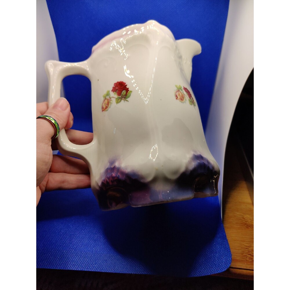 Amazingly Beautiful Roses Pitcher - Picture 5 of 6